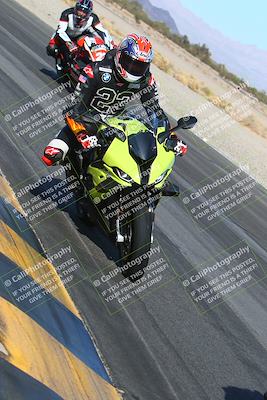 media/Jan-13-2024-SoCal Trackdays (Sat) [[9c032fe5aa]]/Turn 14 Inside (150pm)/